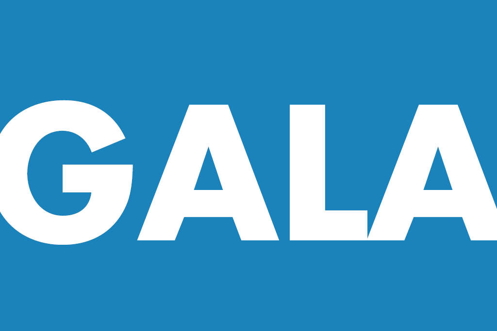 weiße Schrift auf blauem Hintergrund mit dem Wort Gala